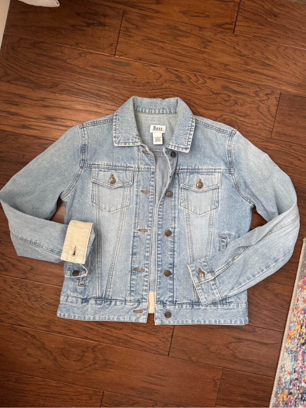 Bass Light Wash Denim Jacket size Small 100% Cotton